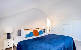 Mbird Lapa River View Duplex